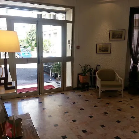 Cote D'azur Hotel
